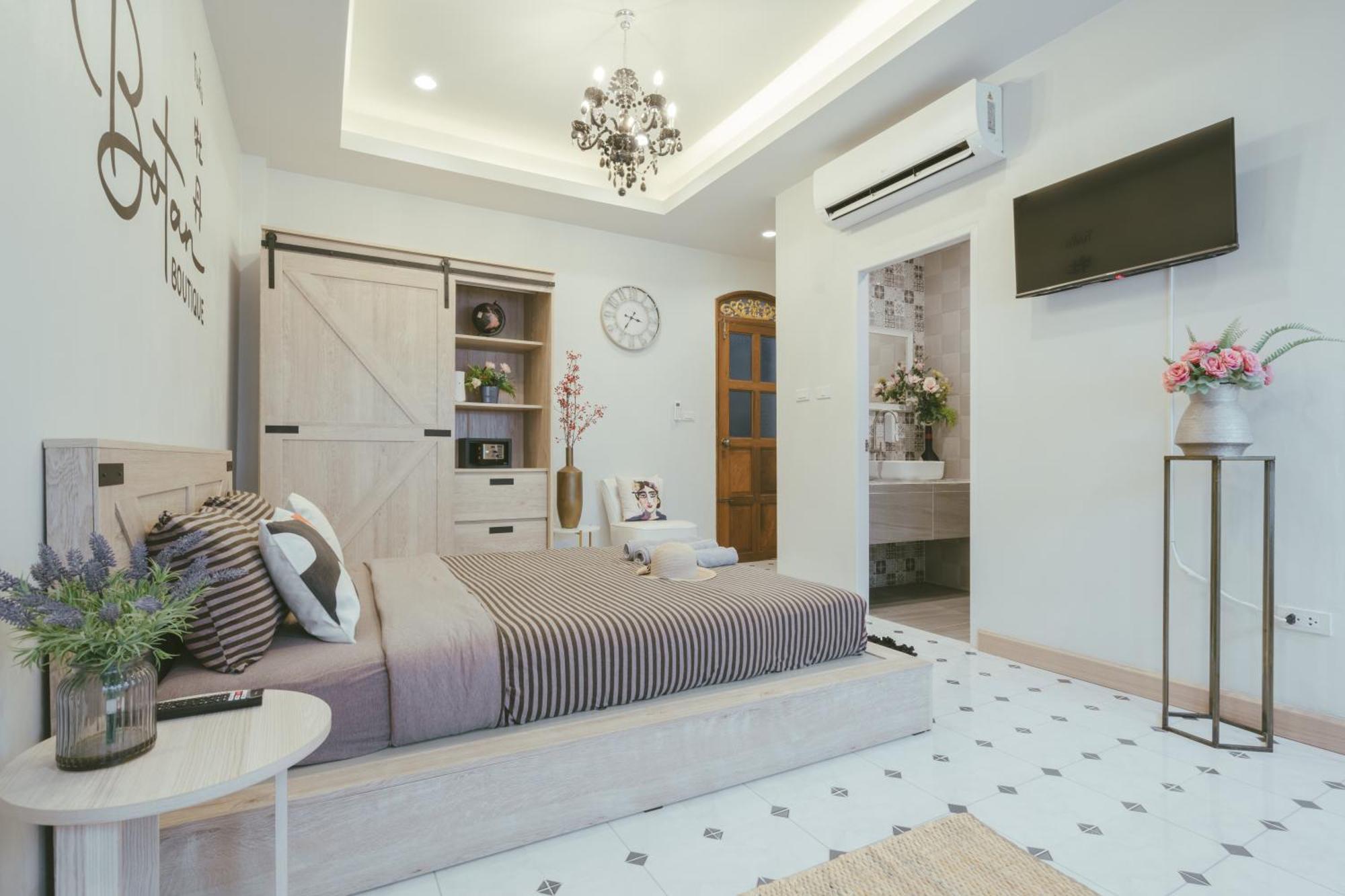 Botan Boutique Hotel Patong Luaran gambar
