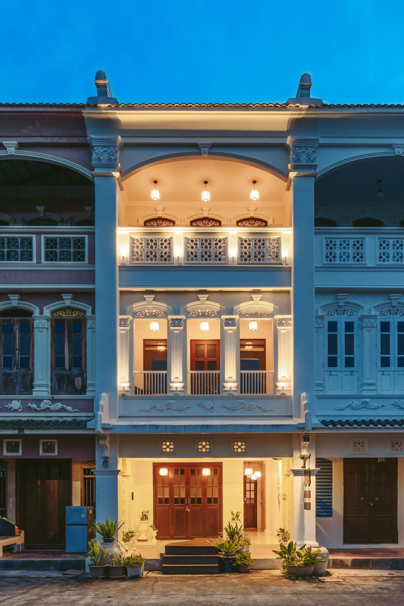 Botan Boutique Hotel Patong Luaran gambar